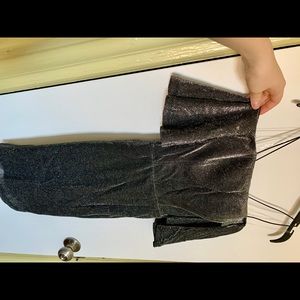 🌟NEW NEW little black dress with sparkling silver